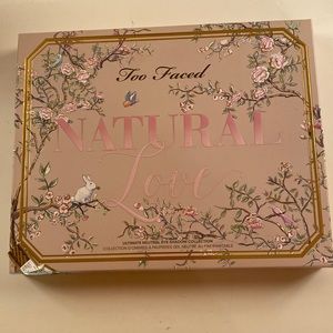 too faced LIMITED EDITION natural love eye shadow palette